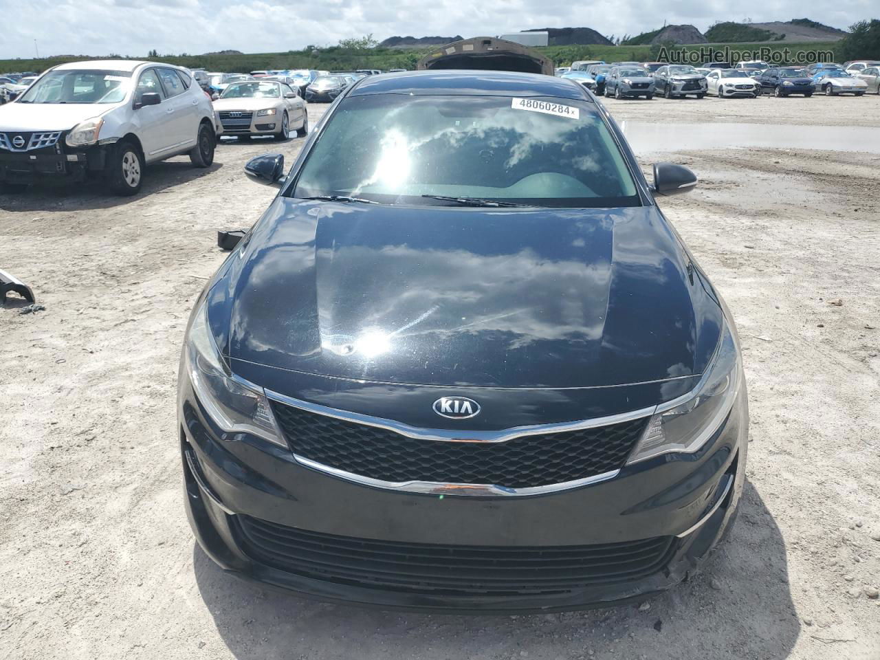 2017 Kia Optima Lx Black vin: 5XXGT4L31HG165696