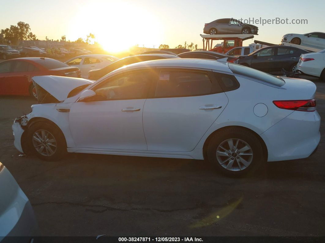 2018 Kia Optima Lx White vin: 5XXGT4L31JG197909