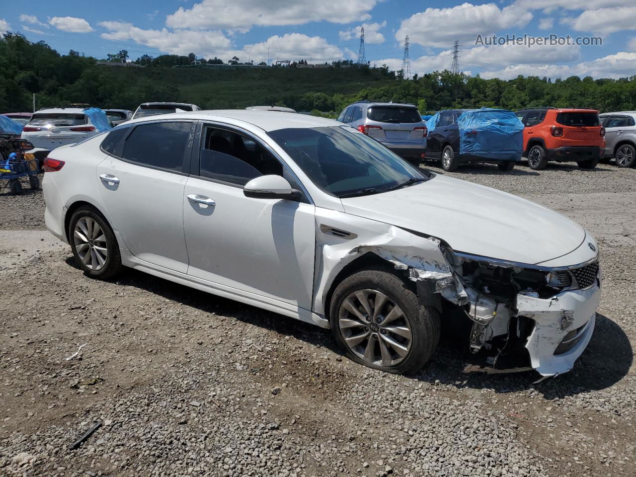 2018 Kia Optima Lx White vin: 5XXGT4L31JG212201