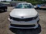 2018 Kia Optima Lx White vin: 5XXGT4L31JG212201