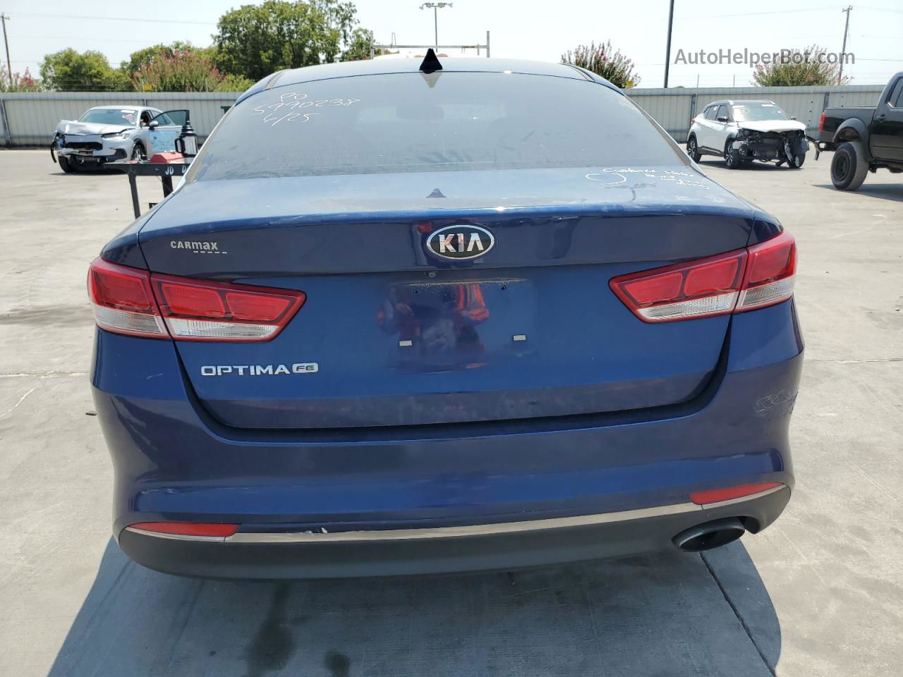 2018 Kia Optima Lx Blue vin: 5XXGT4L31JG217219