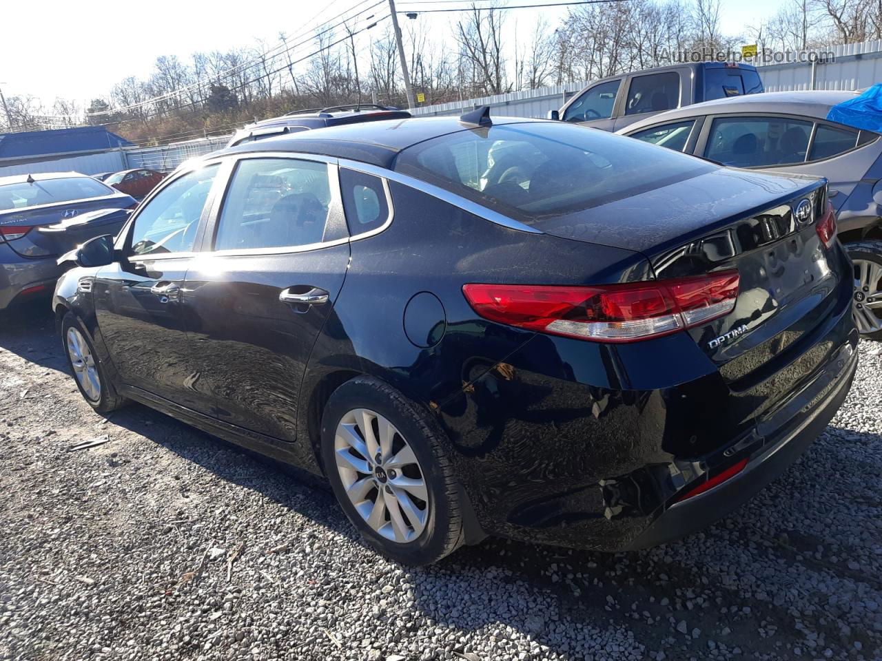 2018 Kia Optima Lx Черный vin: 5XXGT4L31JG260877