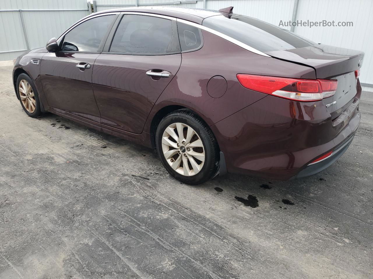 2018 Kia Optima Lx Burgundy vin: 5XXGT4L31JG263035