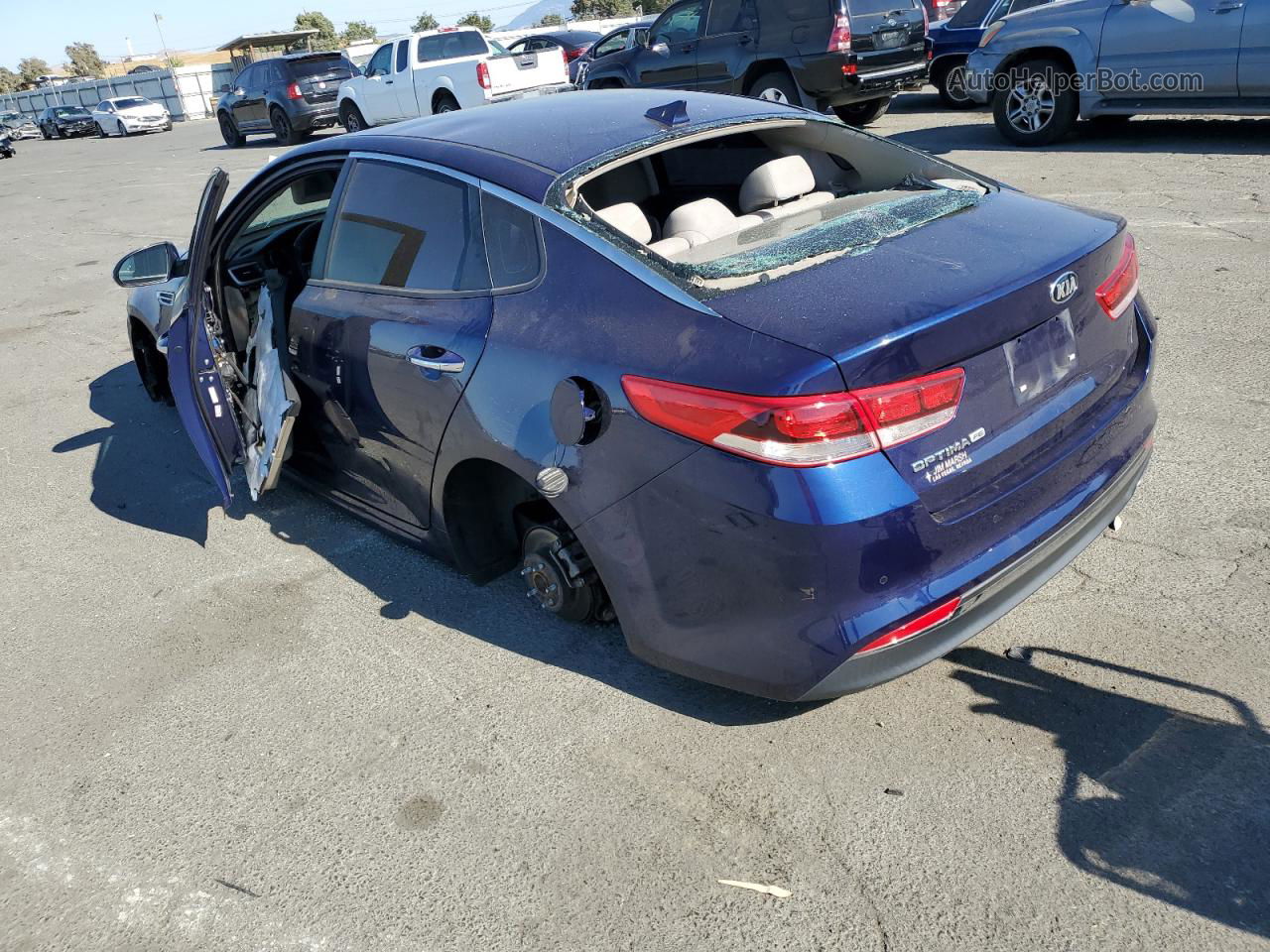 2018 Kia Optima Lx Blue vin: 5XXGT4L32JG223305