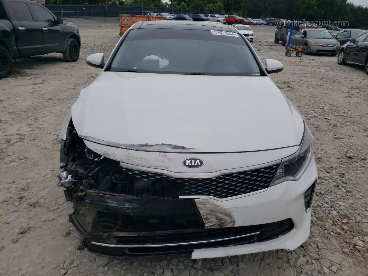 2018 Kia Optima Lx White vin: 5XXGT4L32JG241688