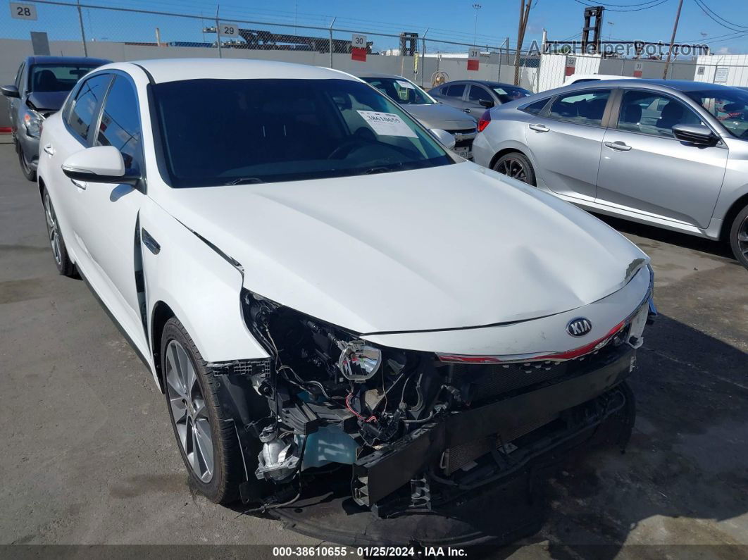 2018 Kia Optima S White vin: 5XXGT4L32JG255137