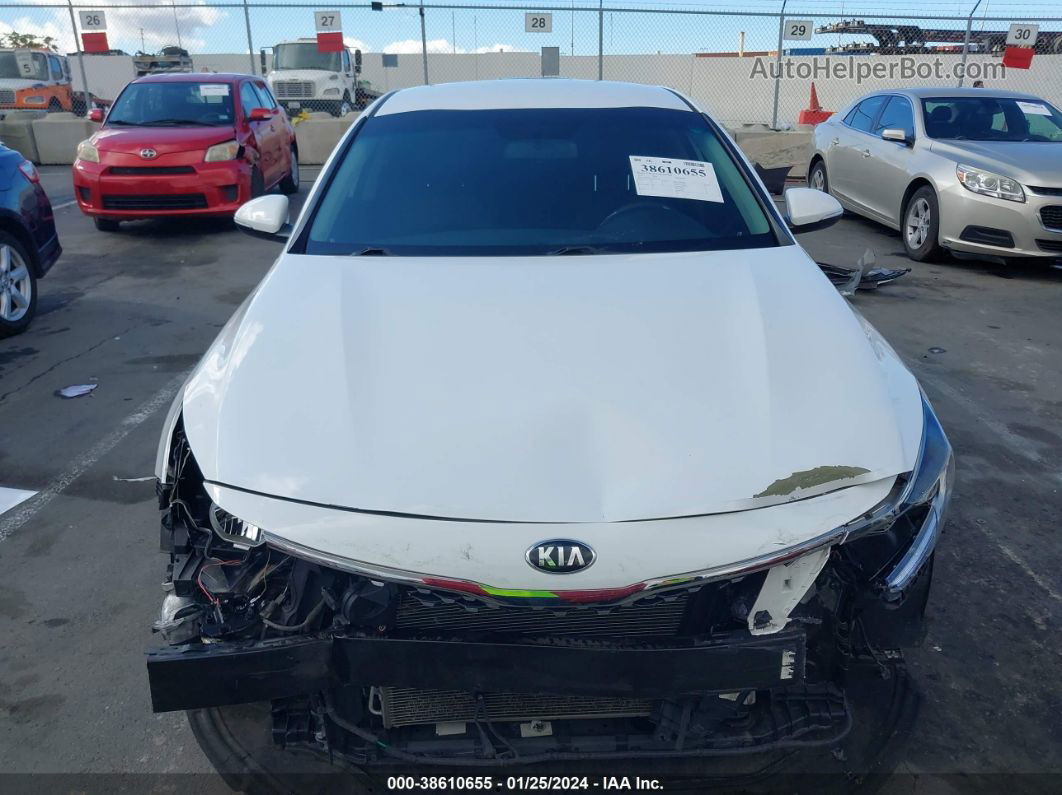 2018 Kia Optima S White vin: 5XXGT4L32JG255137