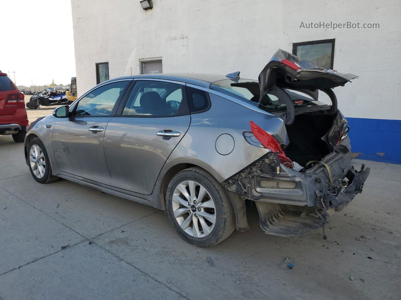 2018 Kia Optima Lx Gray vin: 5XXGT4L32JG269989