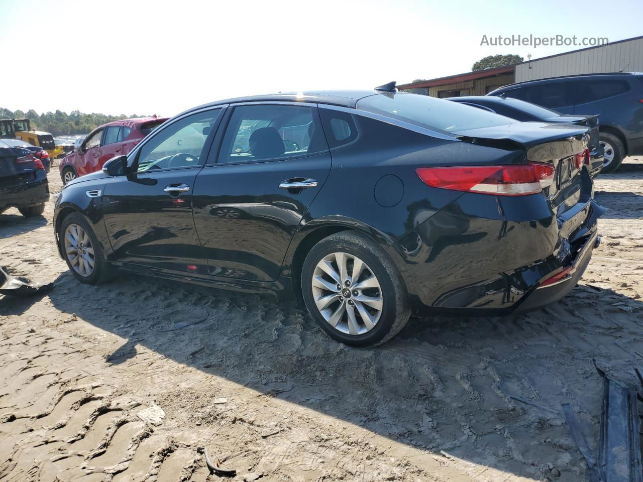 2017 Kia Optima Lx Black vin: 5XXGT4L33HG132683