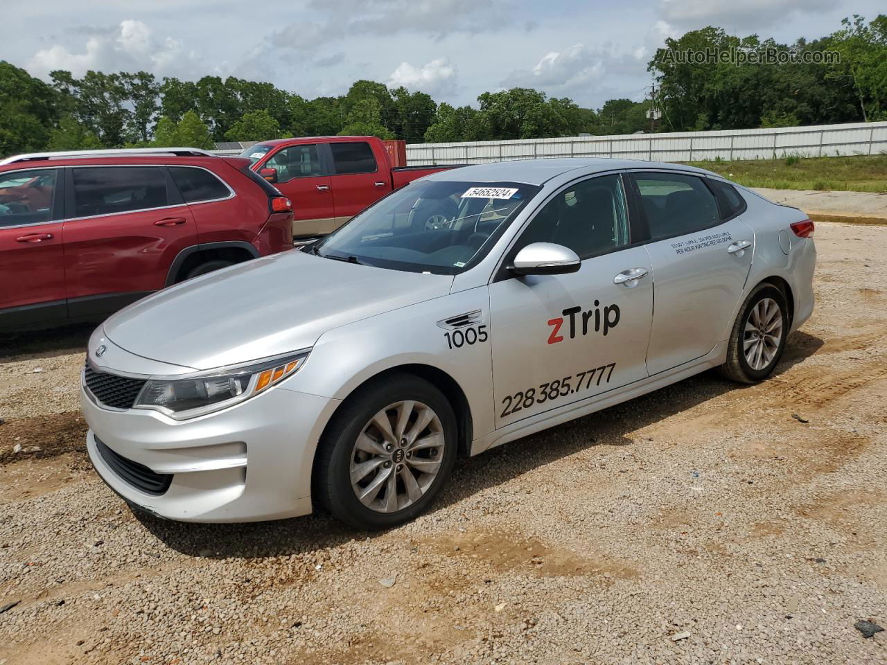 2017 Kia Optima Lx Silver vin: 5XXGT4L33HG147099