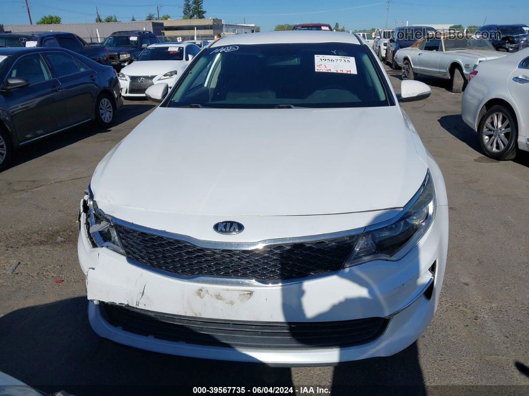 2018 Kia Optima Lx White vin: 5XXGT4L33JG177175