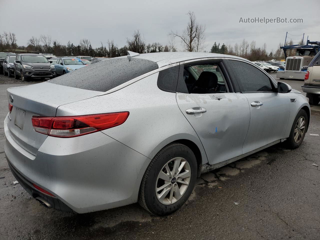 2018 Kia Optima Lx Silver vin: 5XXGT4L33JG195143