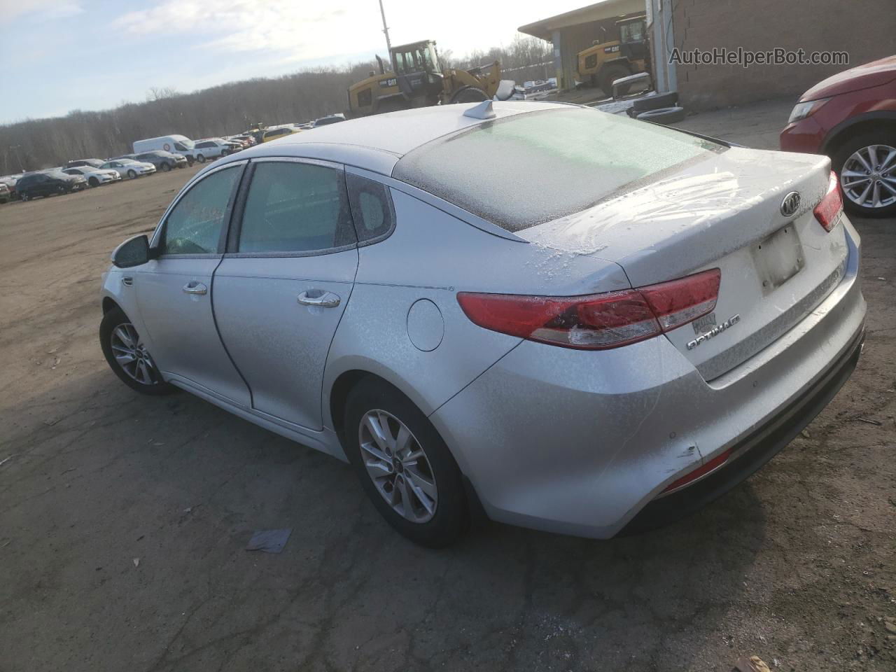 2018 Kia Optima Lx Серебряный vin: 5XXGT4L33JG208098