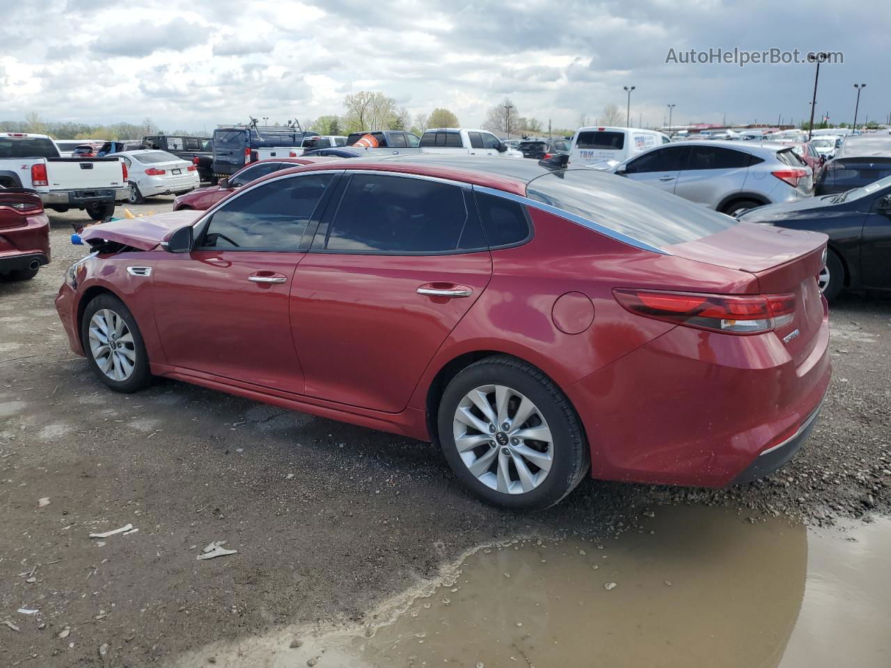 2018 Kia Optima Lx Red vin: 5XXGT4L33JG213916