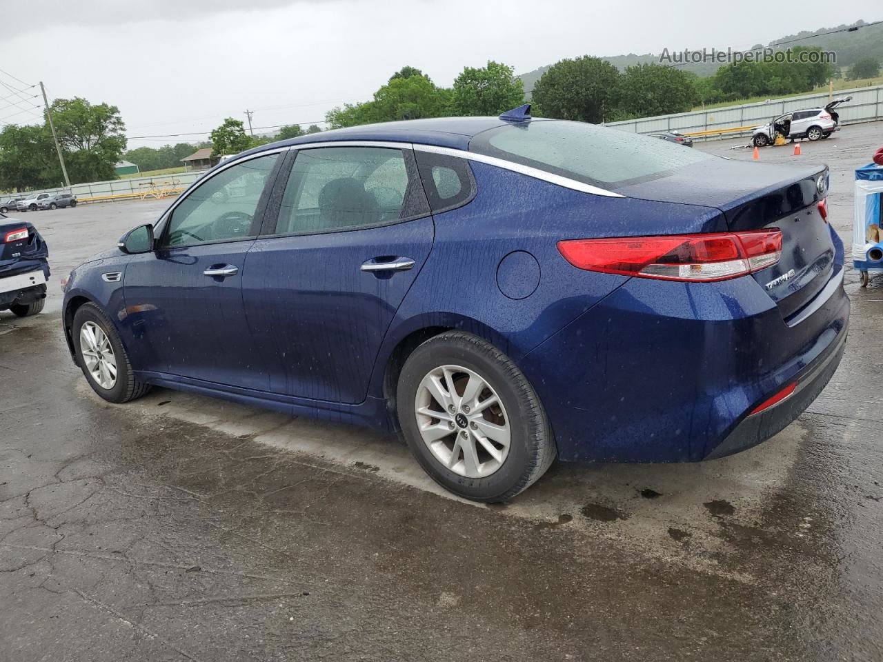 2018 Kia Optima Lx Blue vin: 5XXGT4L33JG217075