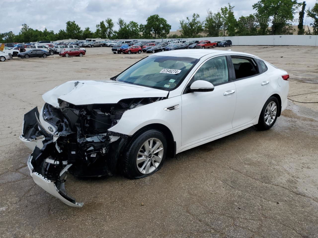 2018 Kia Optima Lx White vin: 5XXGT4L33JG235916