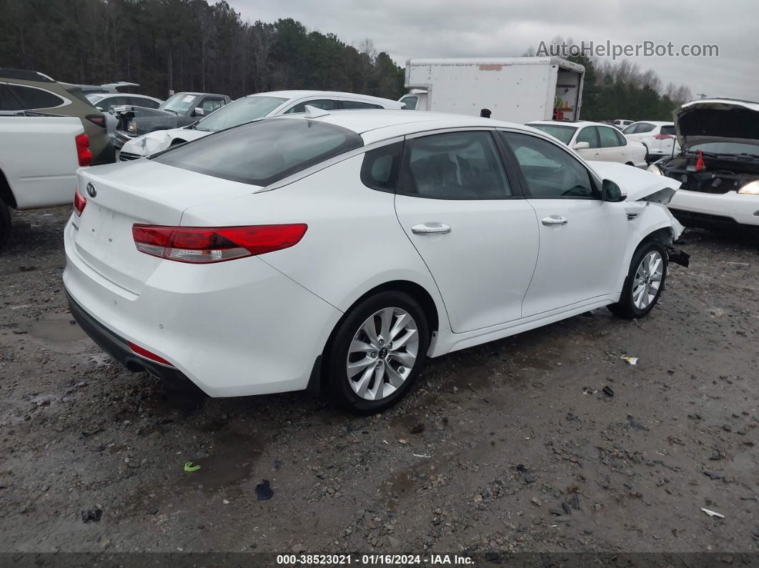 2018 Kia Optima Lx White vin: 5XXGT4L33JG251436