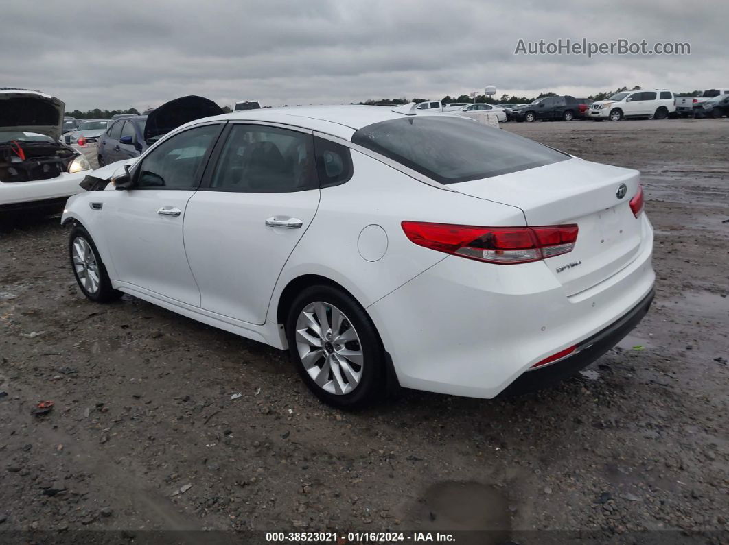 2018 Kia Optima Lx White vin: 5XXGT4L33JG251436