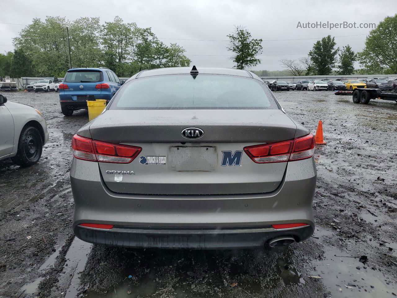 2018 Kia Optima Lx Gray vin: 5XXGT4L33JG260038