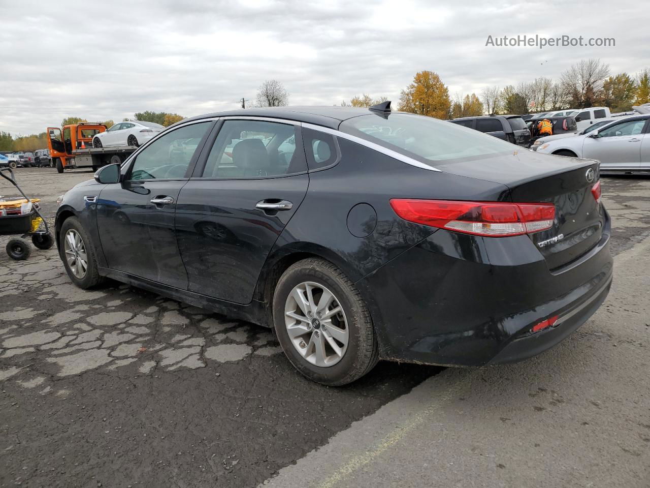 2017 Kia Optima Lx Black vin: 5XXGT4L34HG154725