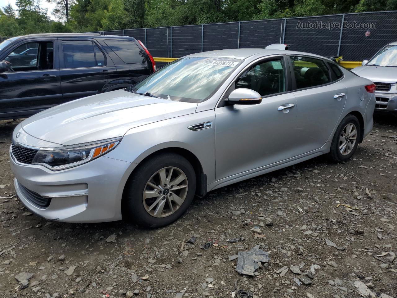 2017 Kia Optima Lx Silver vin: 5XXGT4L34HG160685