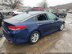 2017 Kia Optima Lx Синий vin: 5XXGT4L34HG176854