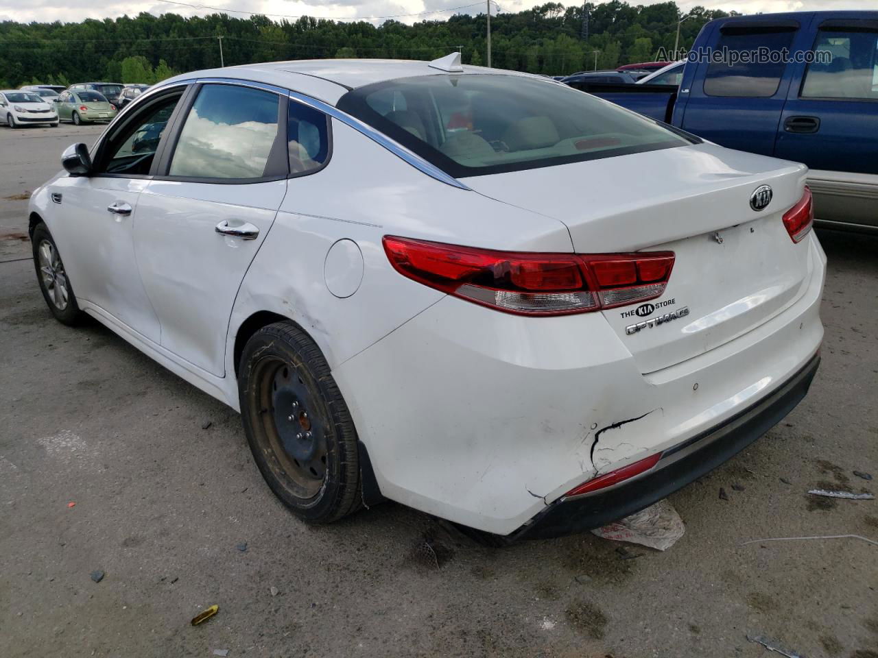 2018 Kia Optima Lx White vin: 5XXGT4L34JG210927