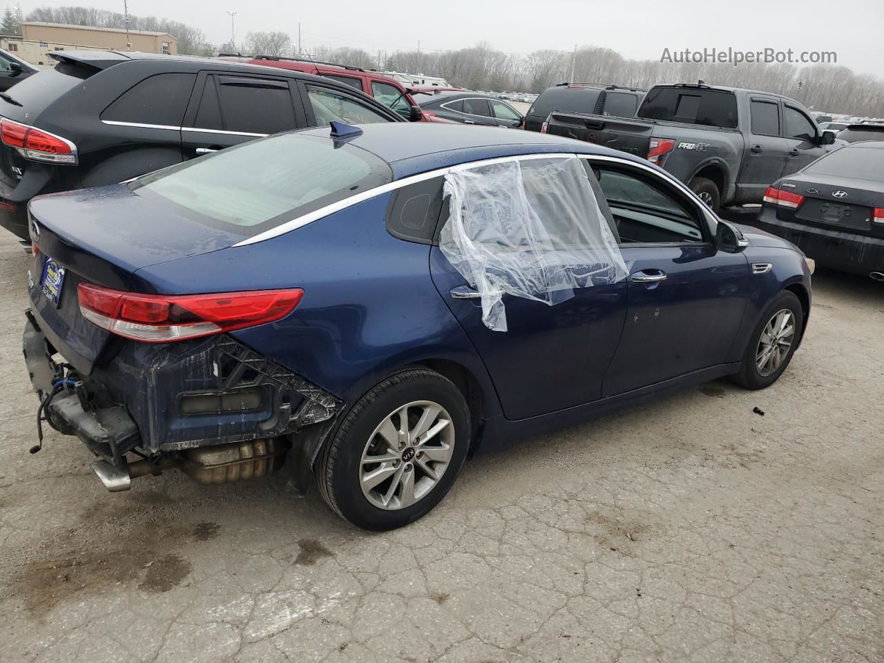 2018 Kia Optima Lx Синий vin: 5XXGT4L34JG219708