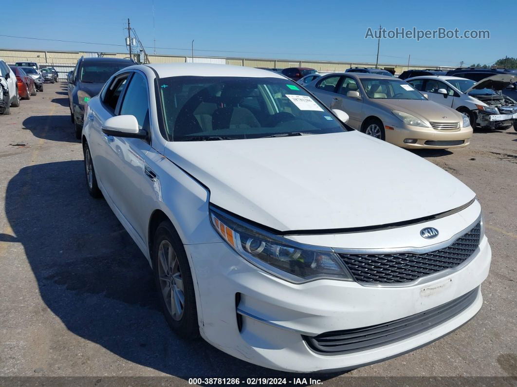 2018 Kia Optima Lx White vin: 5XXGT4L34JG223130