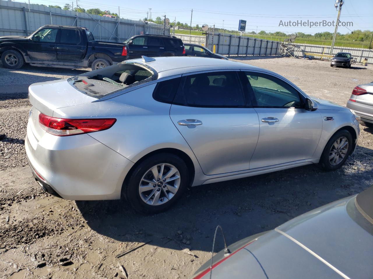 2018 Kia Optima Lx Silver vin: 5XXGT4L34JG235262