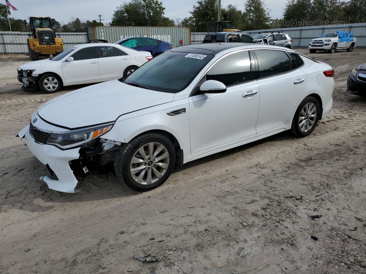 2018 Kia Optima Lx White vin: 5XXGT4L34JG246505