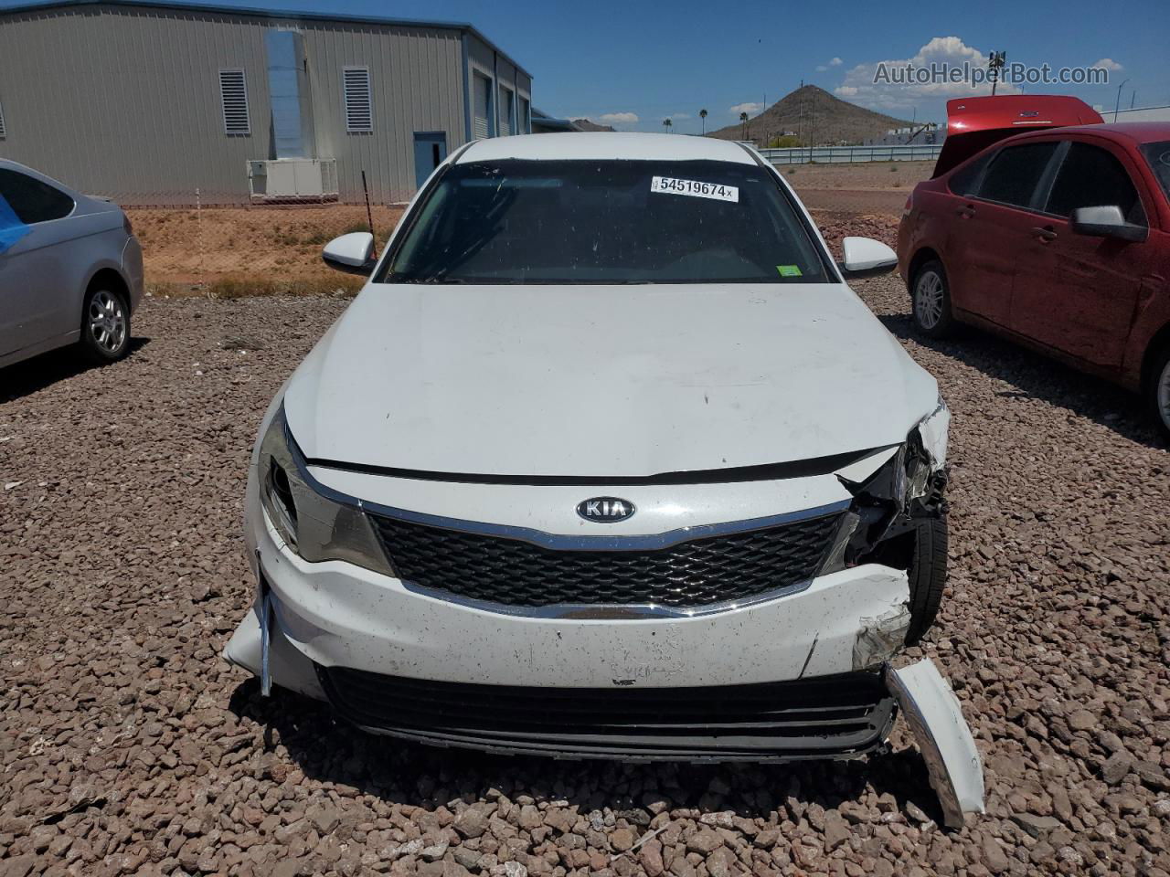 2018 Kia Optima Lx White vin: 5XXGT4L34JG262977