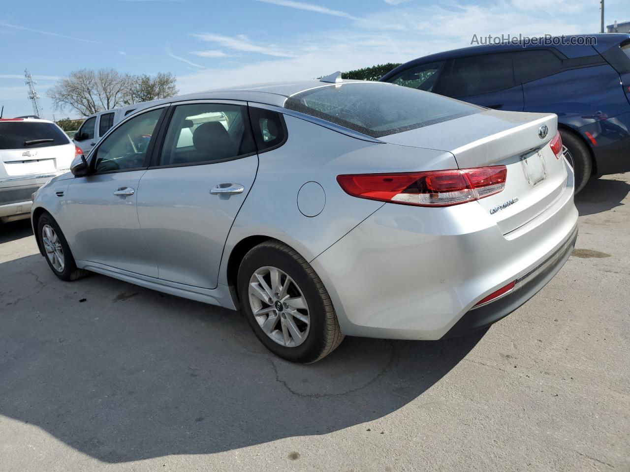 2016 Kia Optima Lx Silver vin: 5XXGT4L35GG018845