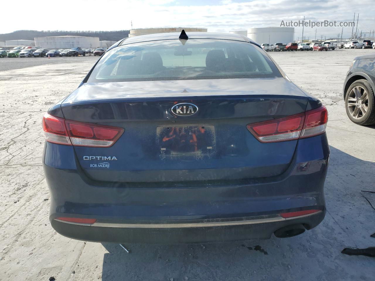 2017 Kia Optima Lx Blue vin: 5XXGT4L35HG130370