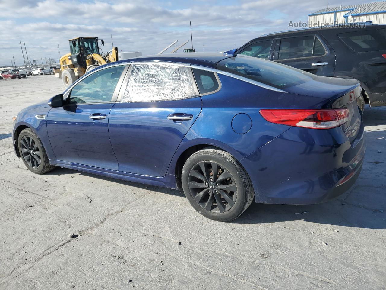 2017 Kia Optima Lx Синий vin: 5XXGT4L35HG130370