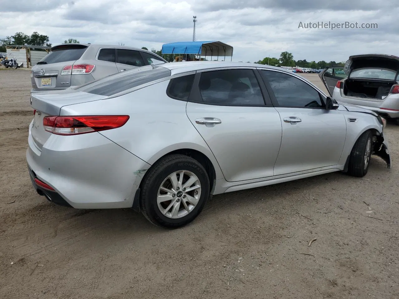 2017 Kia Optima Lx Silver vin: 5XXGT4L35HG147413