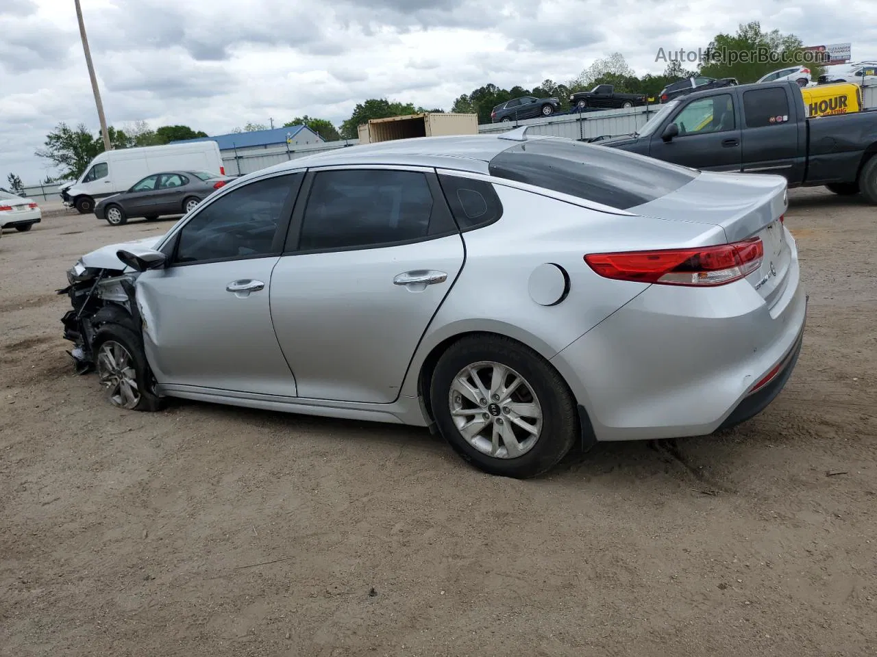 2017 Kia Optima Lx Silver vin: 5XXGT4L35HG147413