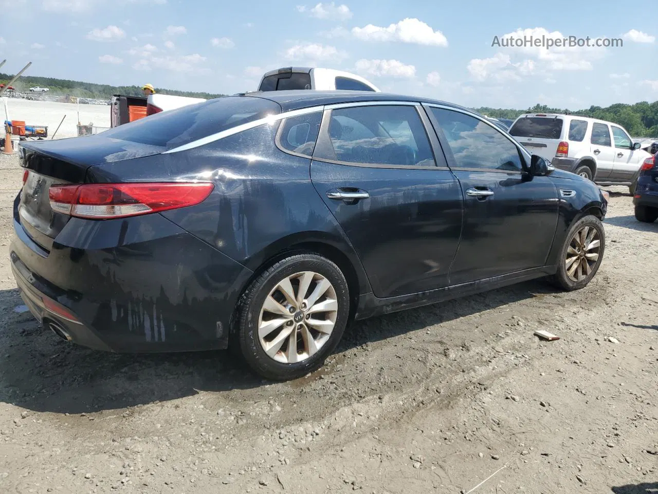 2017 Kia Optima Lx Black vin: 5XXGT4L35HG148528