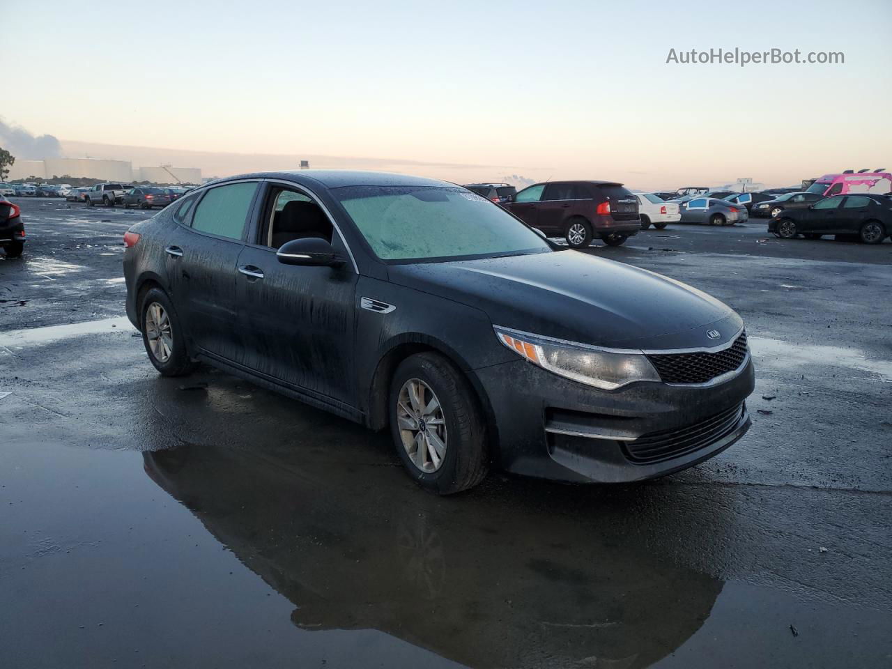 2017 Kia Optima Lx Black vin: 5XXGT4L35HG171100