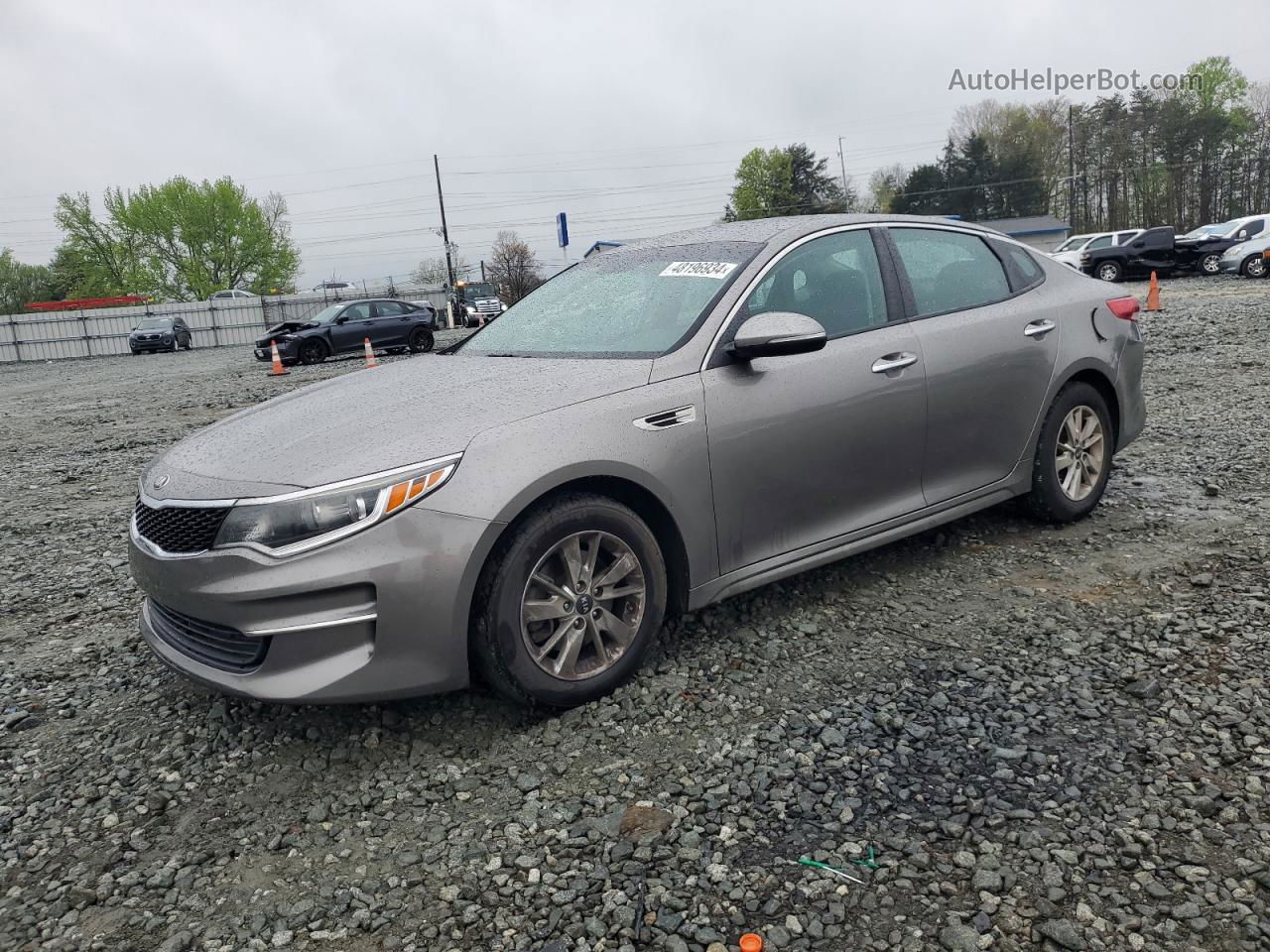 2018 Kia Optima Lx Beige vin: 5XXGT4L35JG189473