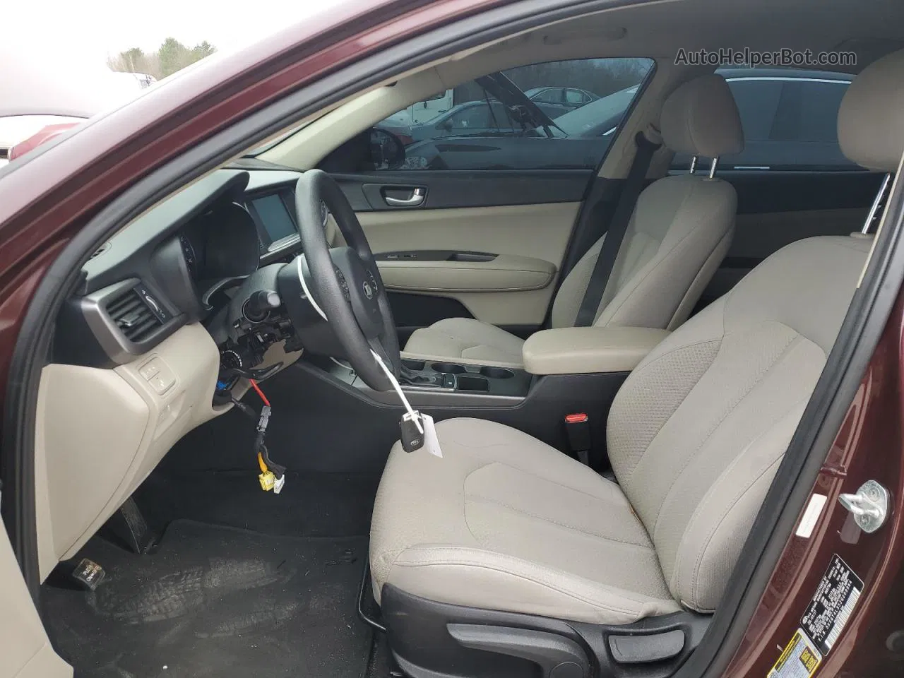 2018 Kia Optima Lx Burgundy vin: 5XXGT4L35JG209964