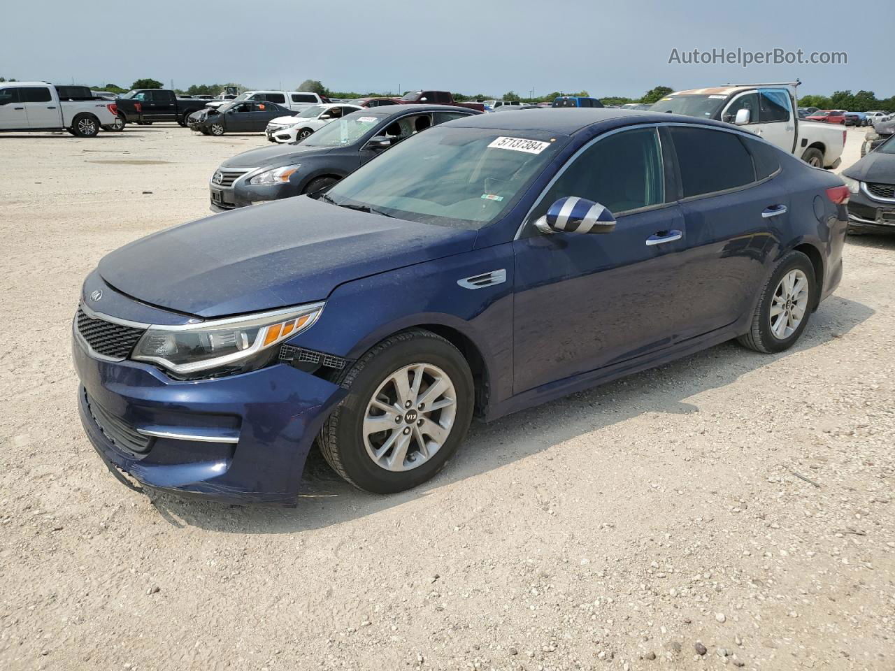 2018 Kia Optima Lx Blue vin: 5XXGT4L35JG217224