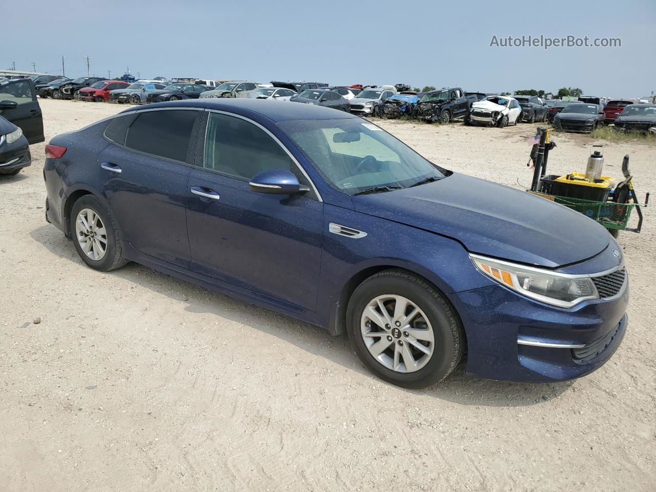 2018 Kia Optima Lx Blue vin: 5XXGT4L35JG217224