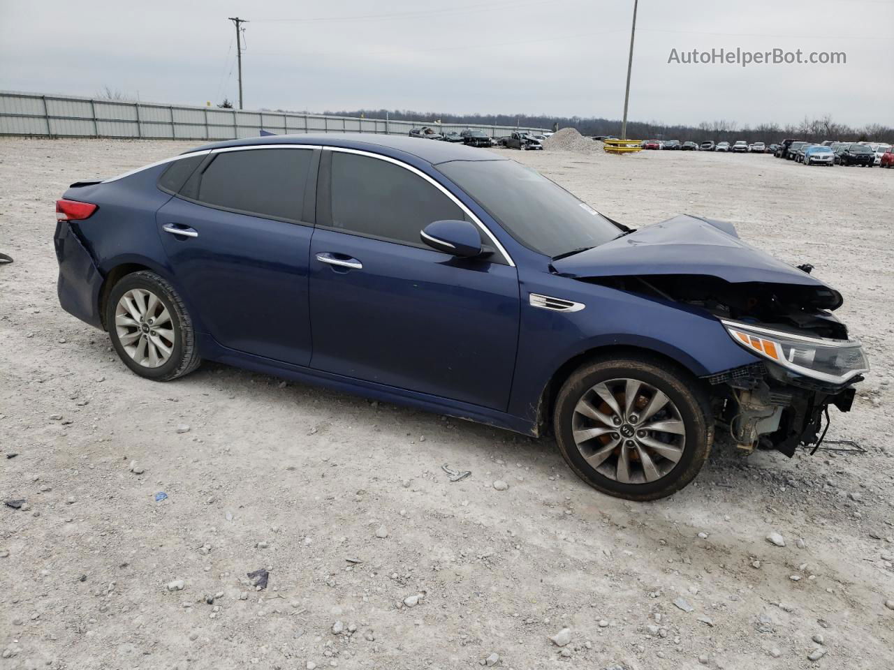 2018 Kia Optima Lx Blue vin: 5XXGT4L35JG272756