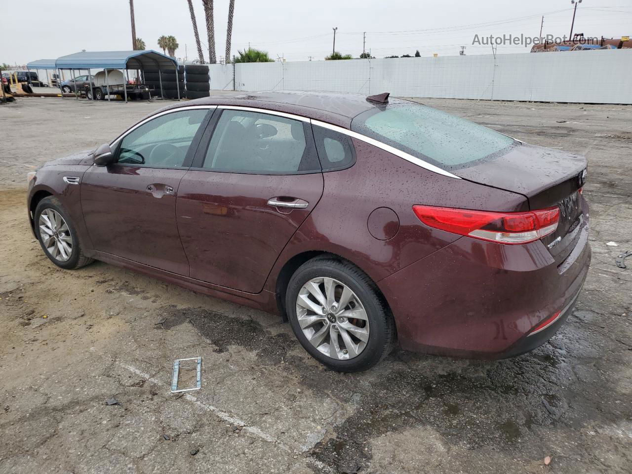 2018 Kia Optima Lx Burgundy vin: 5XXGT4L35JG273745