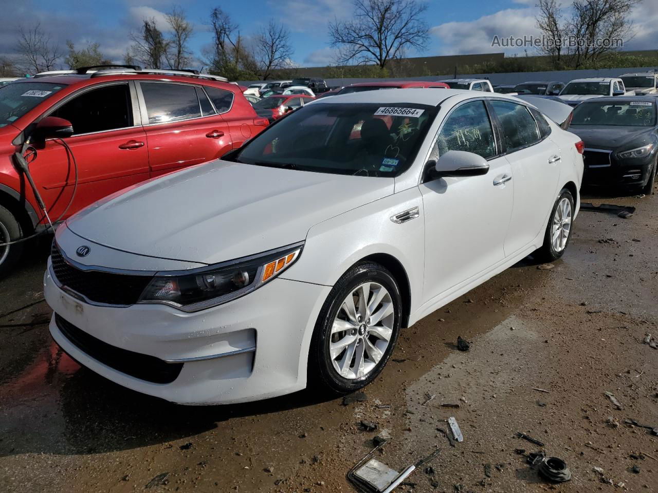 2018 Kia Optima Lx White vin: 5XXGT4L35JG274670