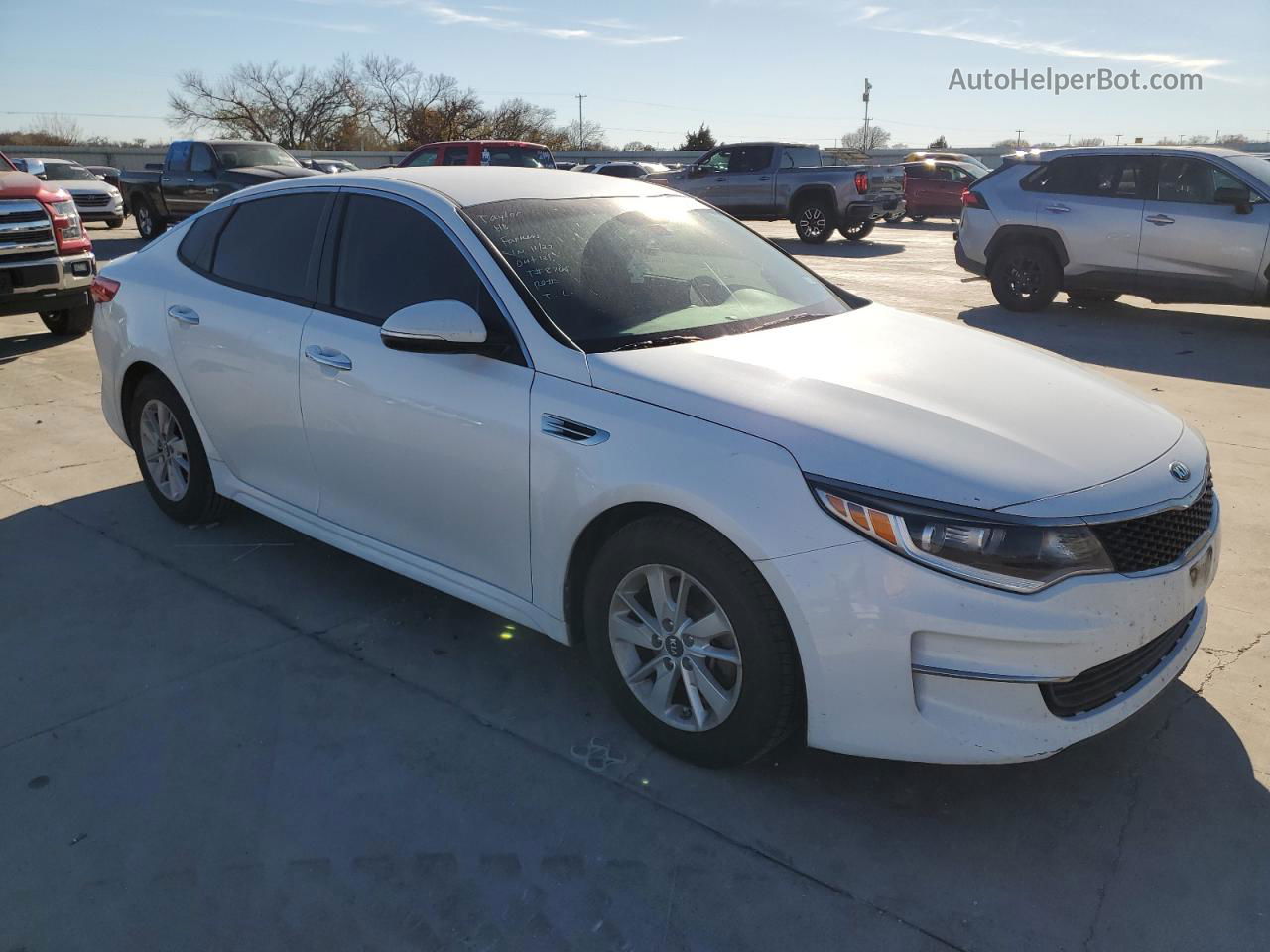 2016 Kia Optima Lx White vin: 5XXGT4L36GG055743