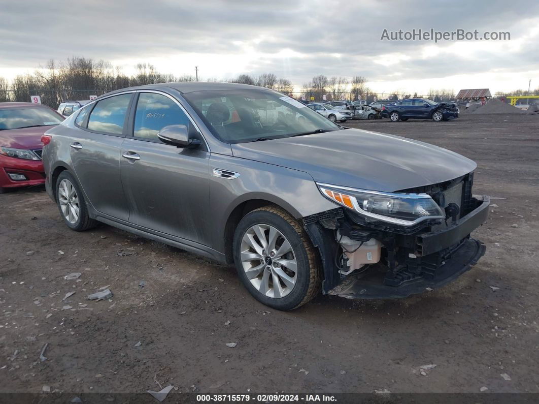 2017 Kia Optima Lx Silver vin: 5XXGT4L36HG145914