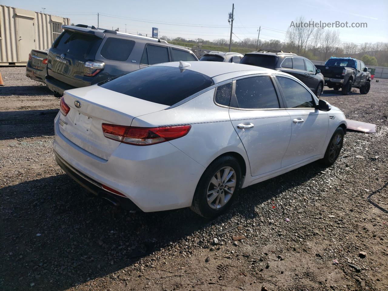 2018 Kia Optima Lx White vin: 5XXGT4L36JG189644