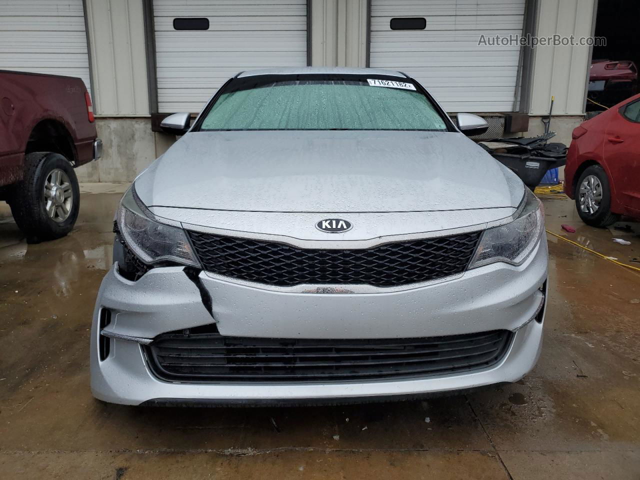 2018 Kia Optima Lx Silver vin: 5XXGT4L36JG192561